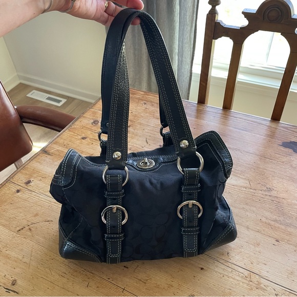 Coach Bag Signature Chelsea Black Jacquard Turn-lock Satchel #10986 - Picture 3 of 9